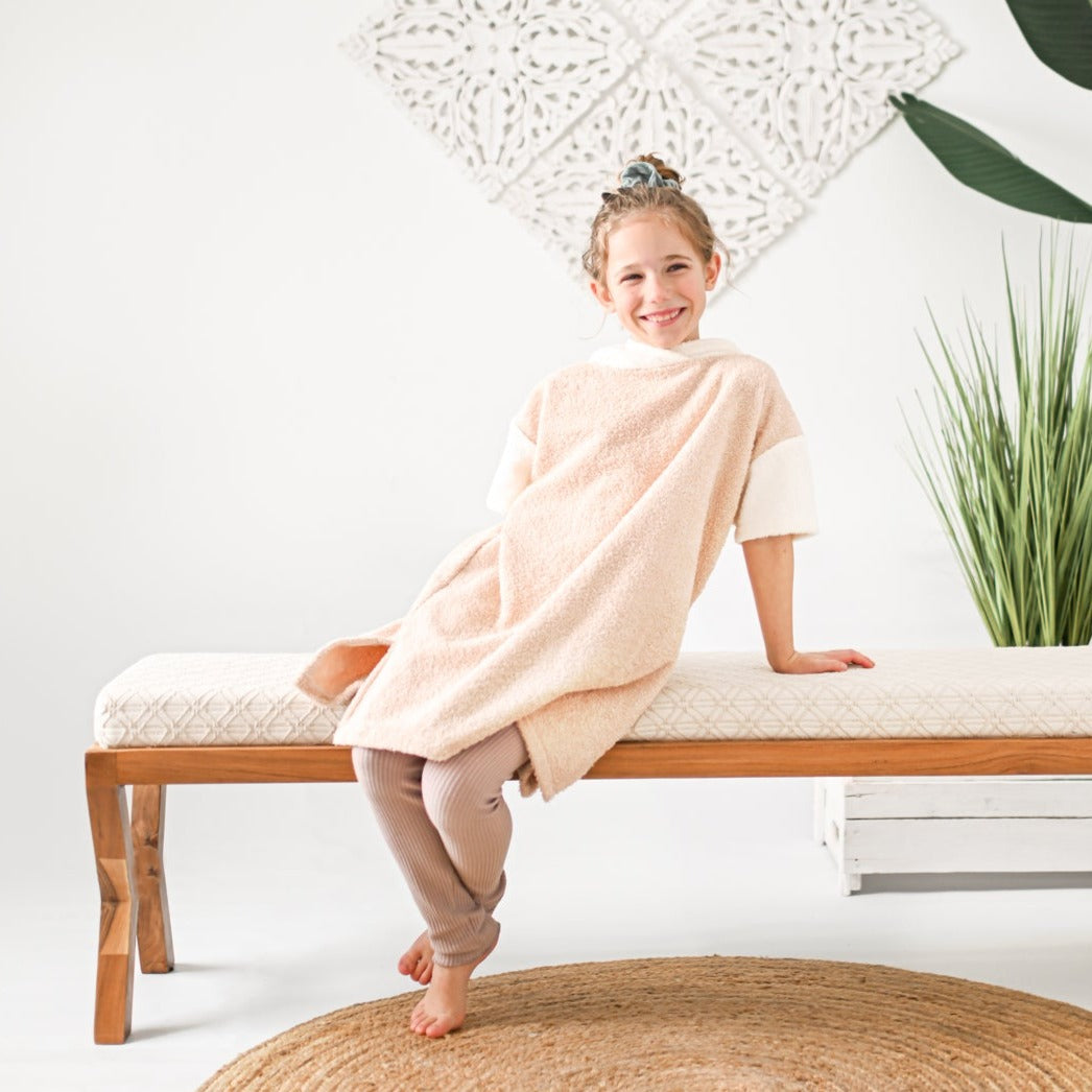 Poncho sans poche // sable et ivoire // 7-9, 10-12 ans et adulte